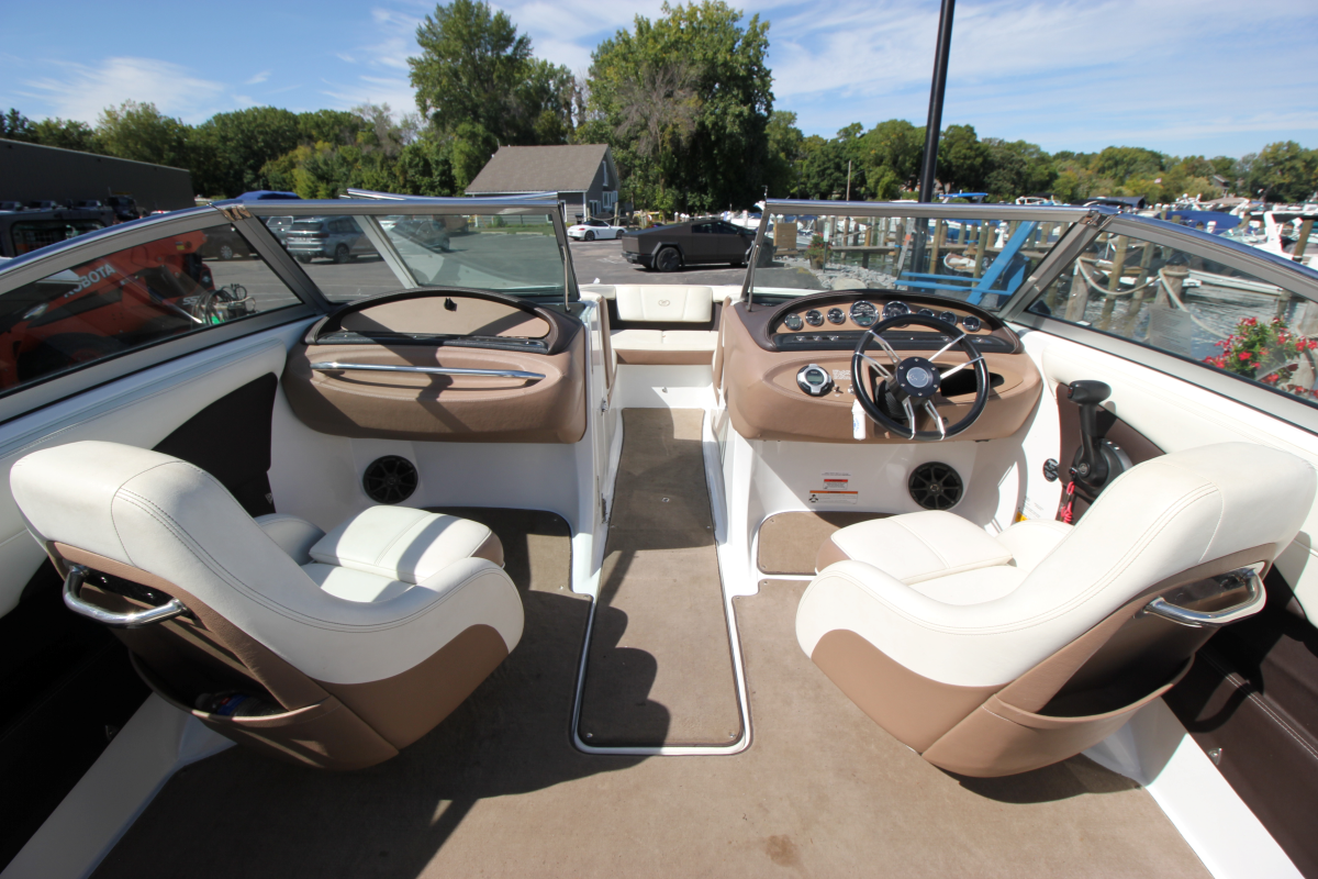2012 Cobalt 210 2012 Cobalt 210
