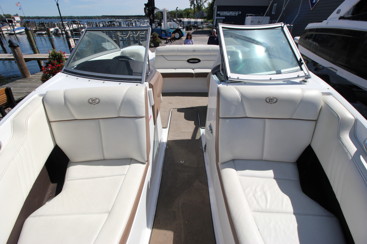 2012 Cobalt 210 2012 Cobalt 210