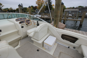 2000 Sea Ray 245 Weekender