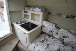 2000 Sea Ray 245 Weekender